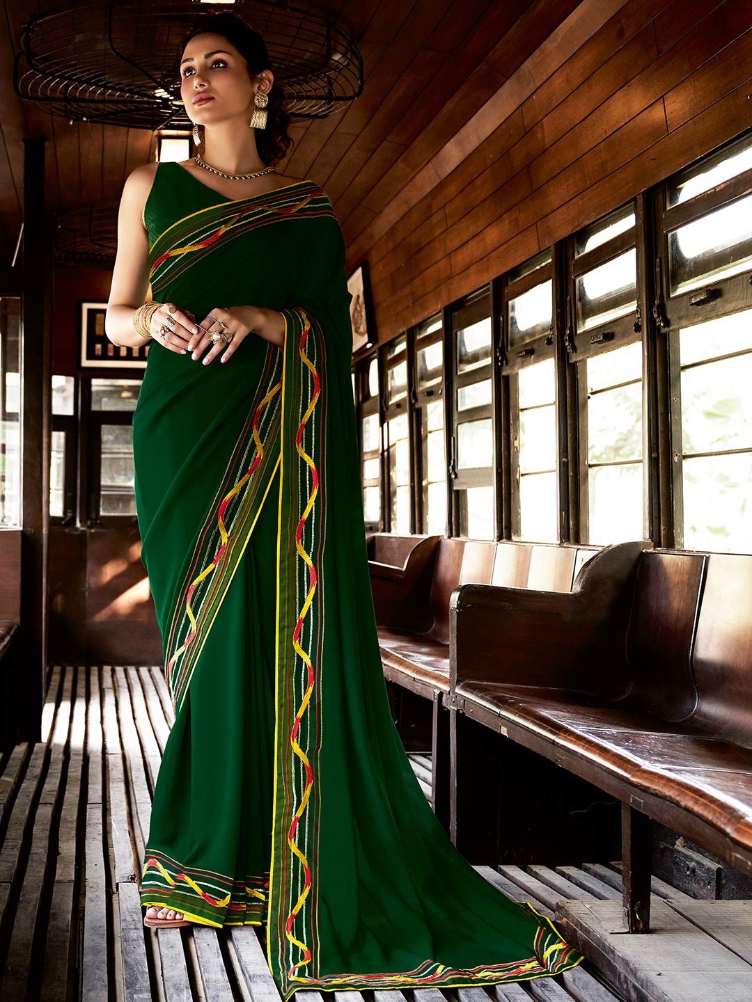 

HRITIKA Embroidered Pure Chiffon Saree, Green