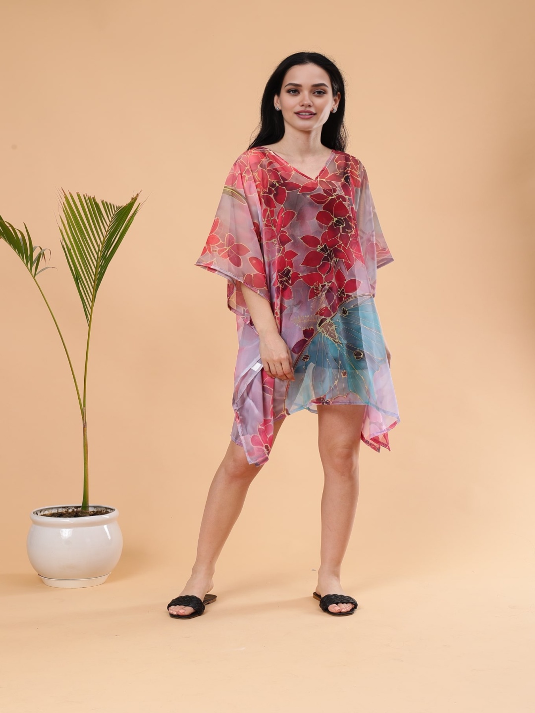 

Shararat Floral Digital Printed Feather Silk Fabric Kaftan Nightdress, Red