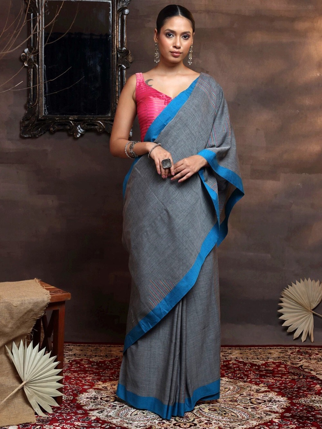 

Sutra Art of Clothing Woven Design Pure Cotton Saree, Grey