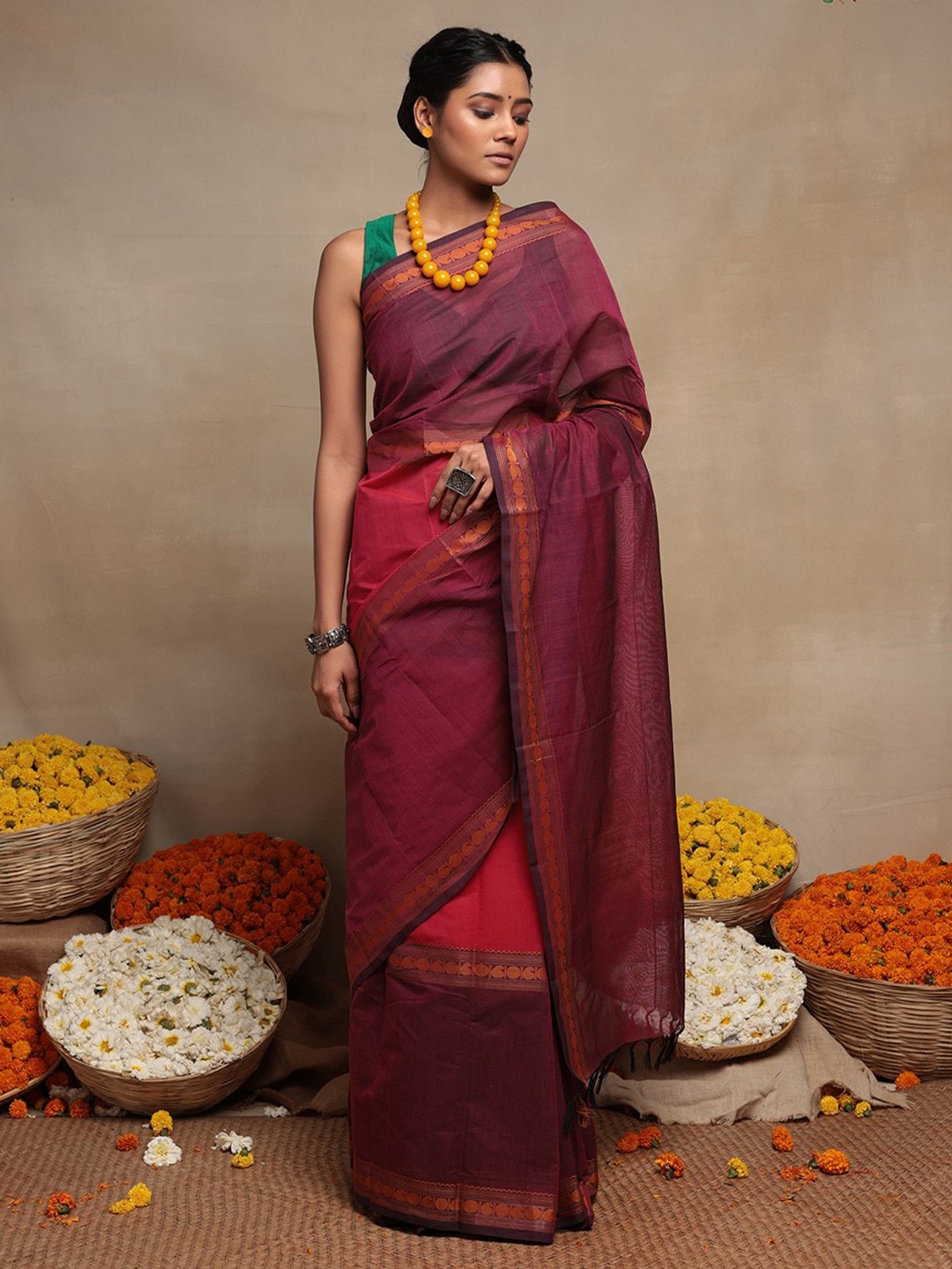 

Sutra Art of Clothing Pure Cotton Saree, Purple