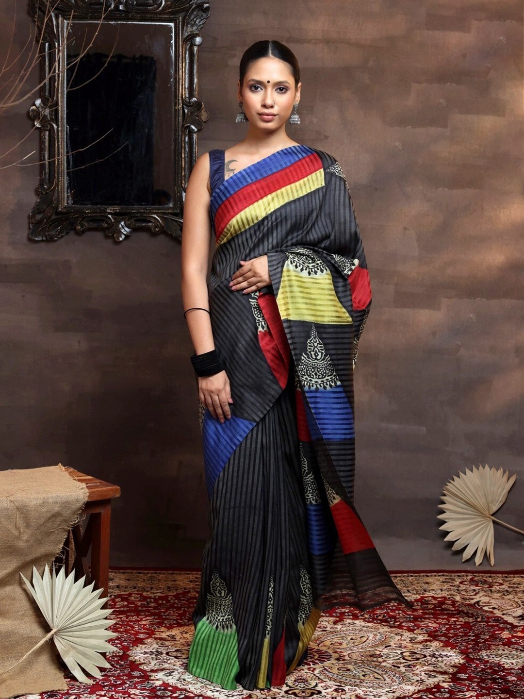 

Sutra Art of Clothing Woven Design Pure Silk Saree, Black