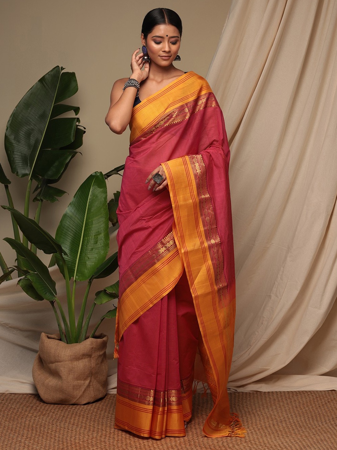 

Sutra Art of Clothing Striped Woven Design Zari Pure Cotton Saree, Red