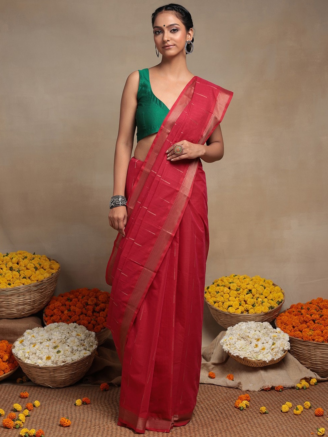 

Sutra Art of Clothing Geometric Woven Design Zari Pure Cotton Kanchi Saree, Red