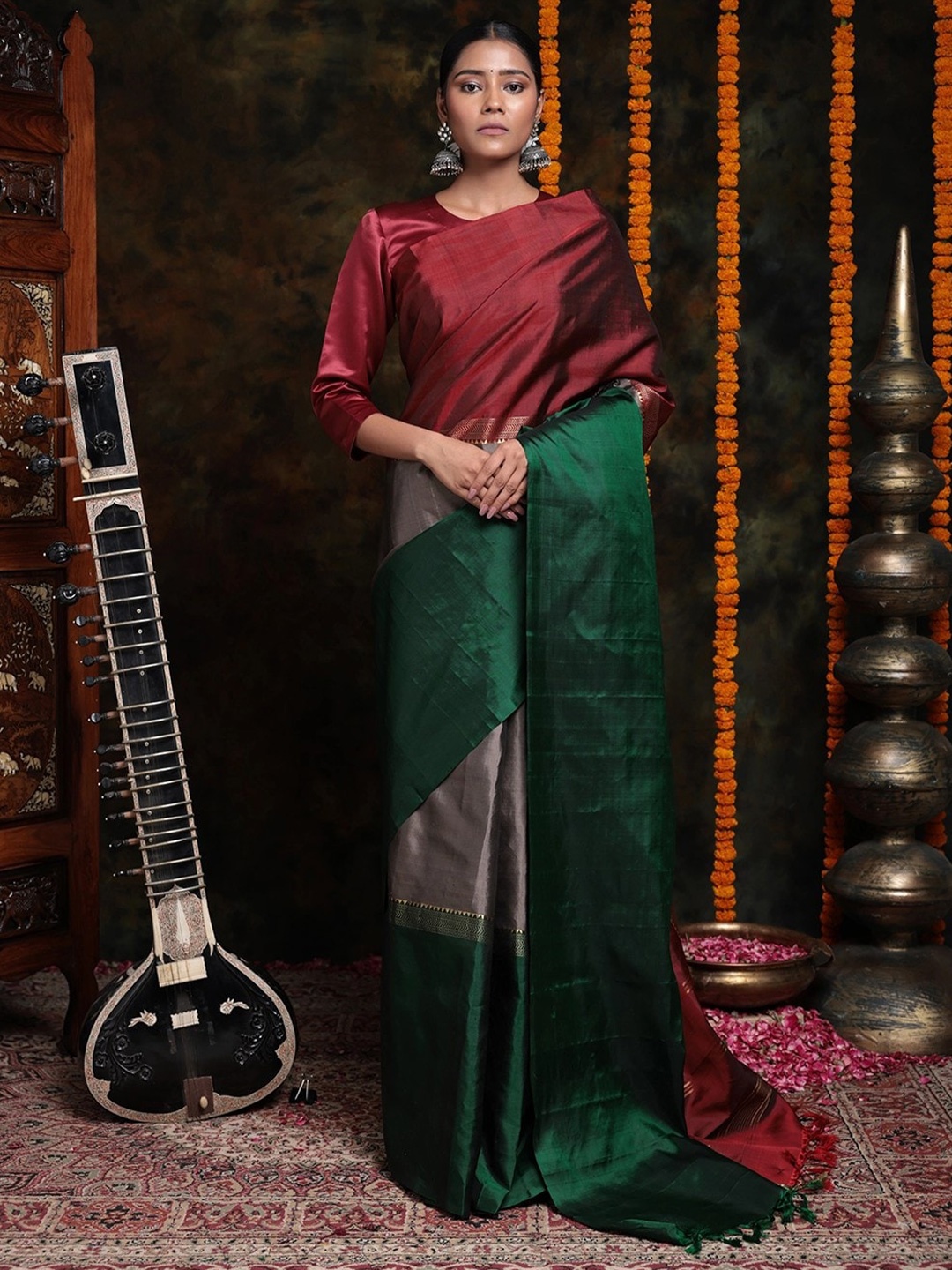 

Sutra Art of Clothing Woven Design Pure Silk Saree, Green
