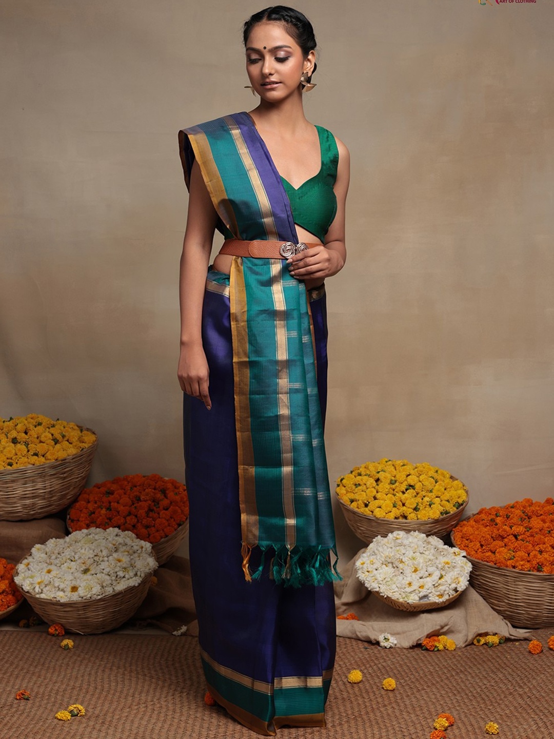 

Sutra Art of Clothing Zari Pure Silk Saree, Blue