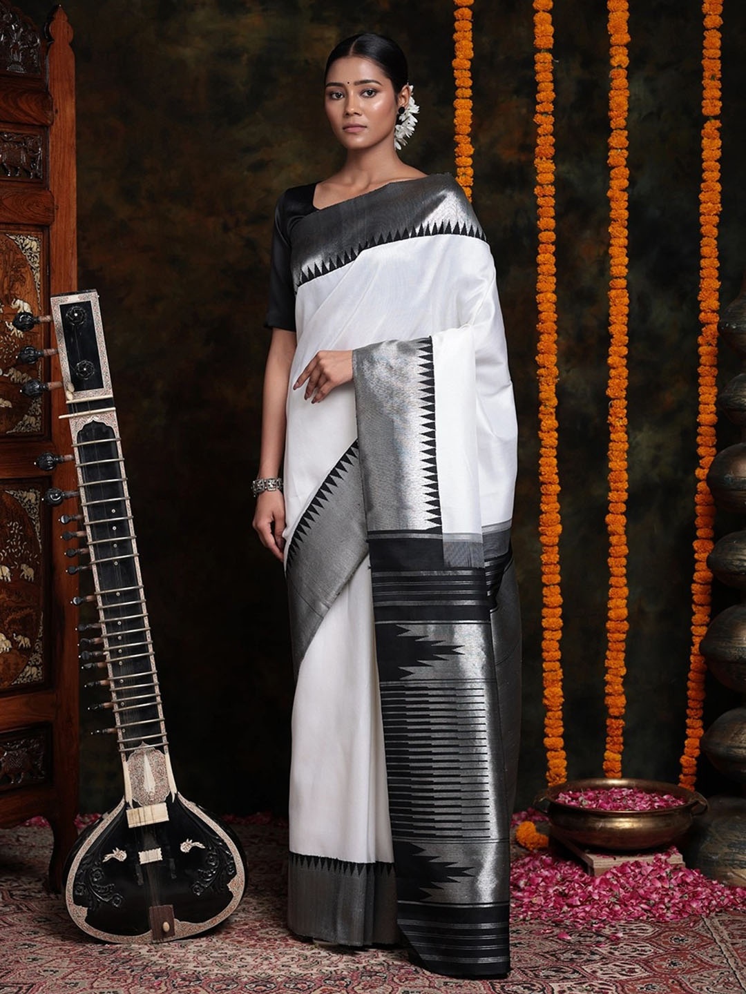 

Sutra Art of Clothing Zari Pure Silk Saree, White