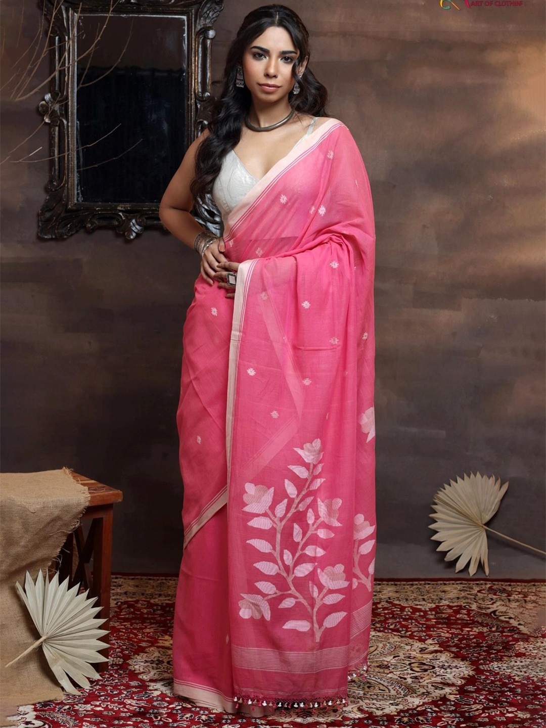 

Sutra Art of Clothing Ethnic Motifs Woven Design Pure Cotton Saree, Pink