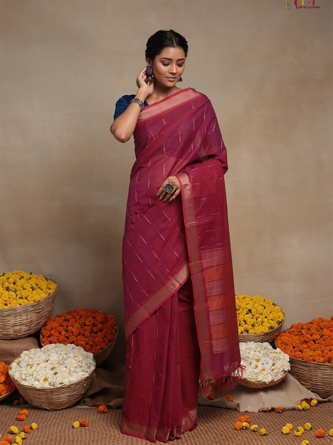 

Sutra Art of Clothing Ethnic Motifs Woven Design Zari Pure Cotton Saree, Magenta