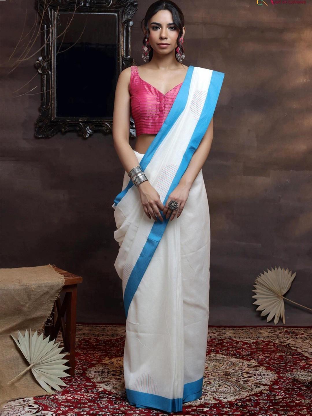 

Sutra Art of Clothing Geometric Woven Design Pure Cotton Saree, White