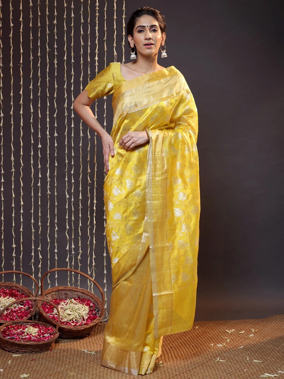 

Sutra Art of Clothing Woven Design Zari Pure Silk Saree, Yellow