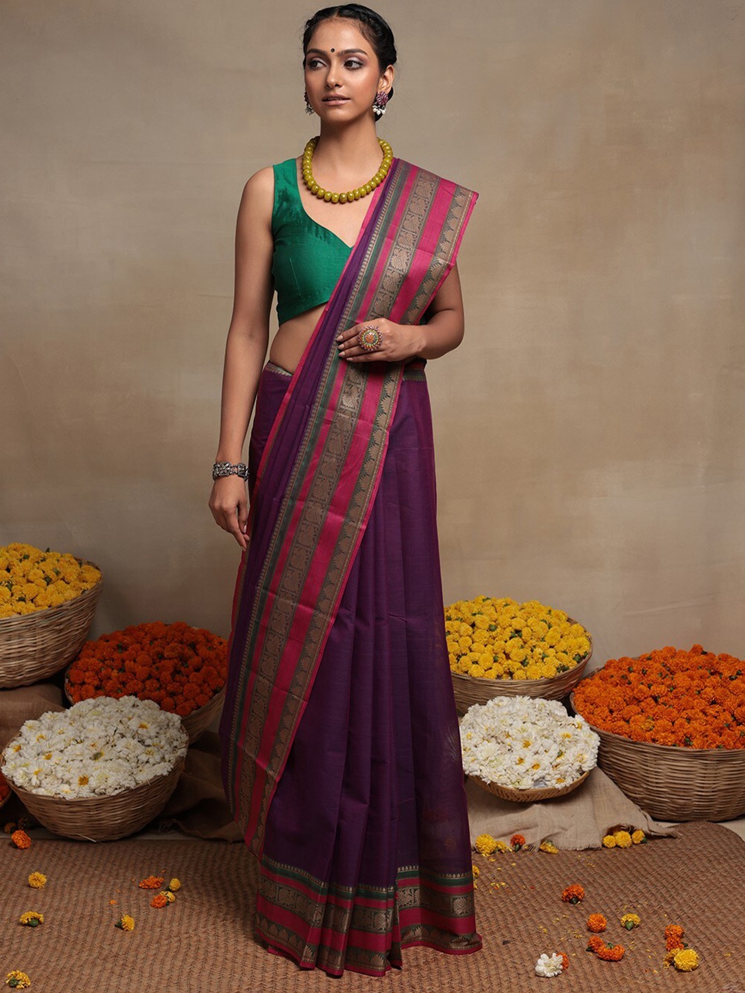 

Sutra Art of Clothing Woven Design Pure Cotton Kanchi Saree, Black