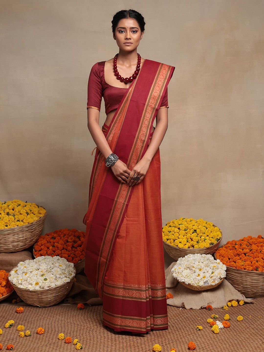 

Sutra Art of Clothing Zari Pure Cotton Saree, Orange