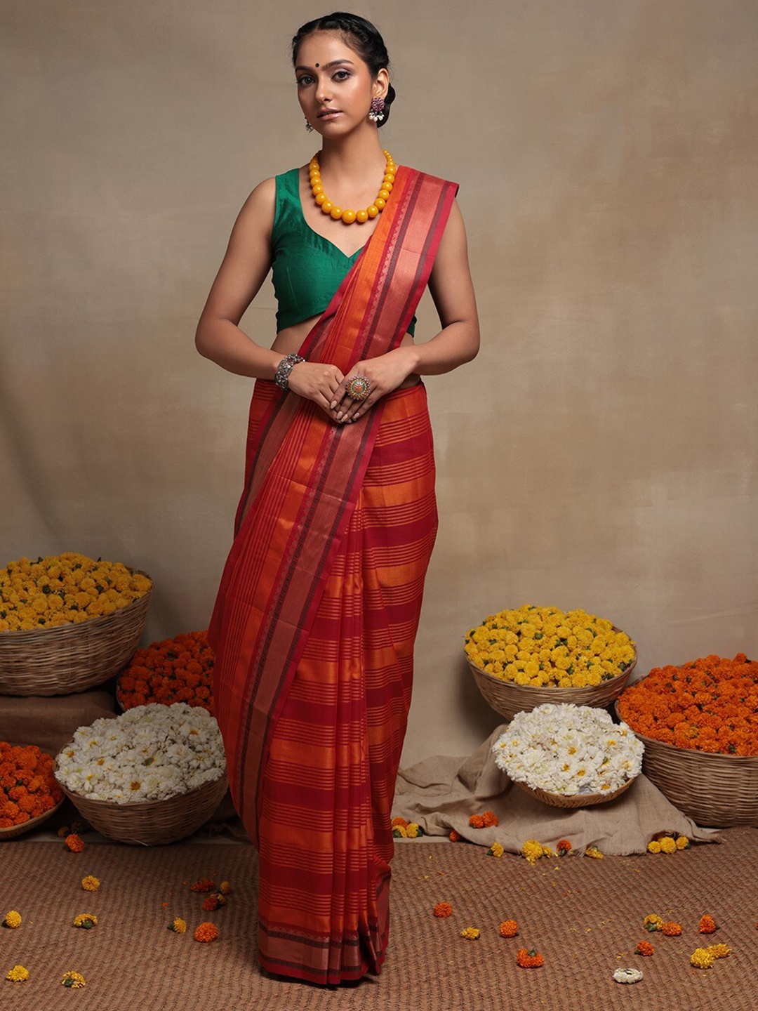 

Sutra Art of Clothing Striped Pure Cotton Saree, Red