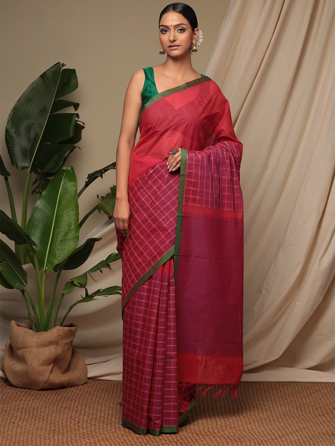 

Sutra Art of Clothing Woven Design Pure Cotton Saree, Red