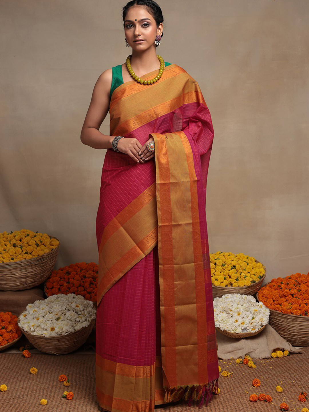 

Sutra Art of Clothing Woven Design Pure Cotton Saree, Pink