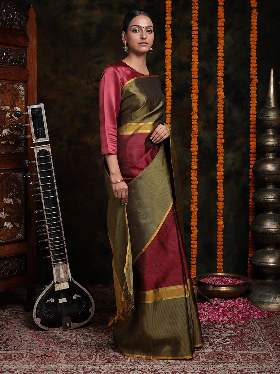 

Sutra Art of Clothing Woven Design Zari Pure Silk Kanchi Saree, Green