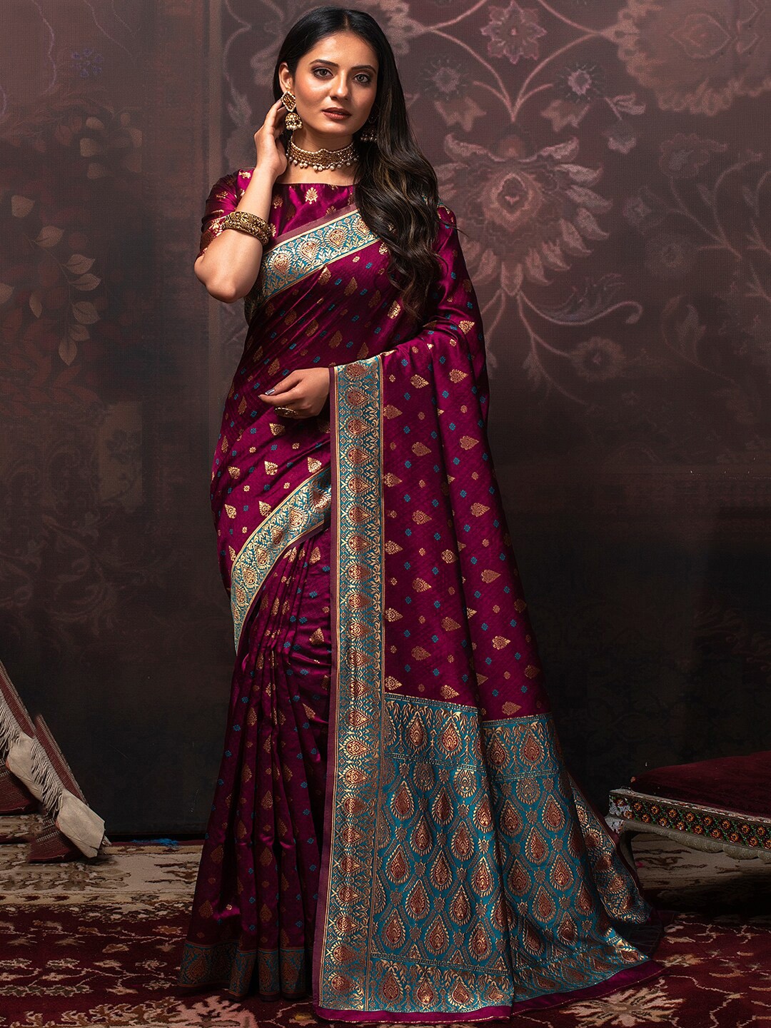 

Lilots Floral Woven Design Zari Kota Saree, Burgundy