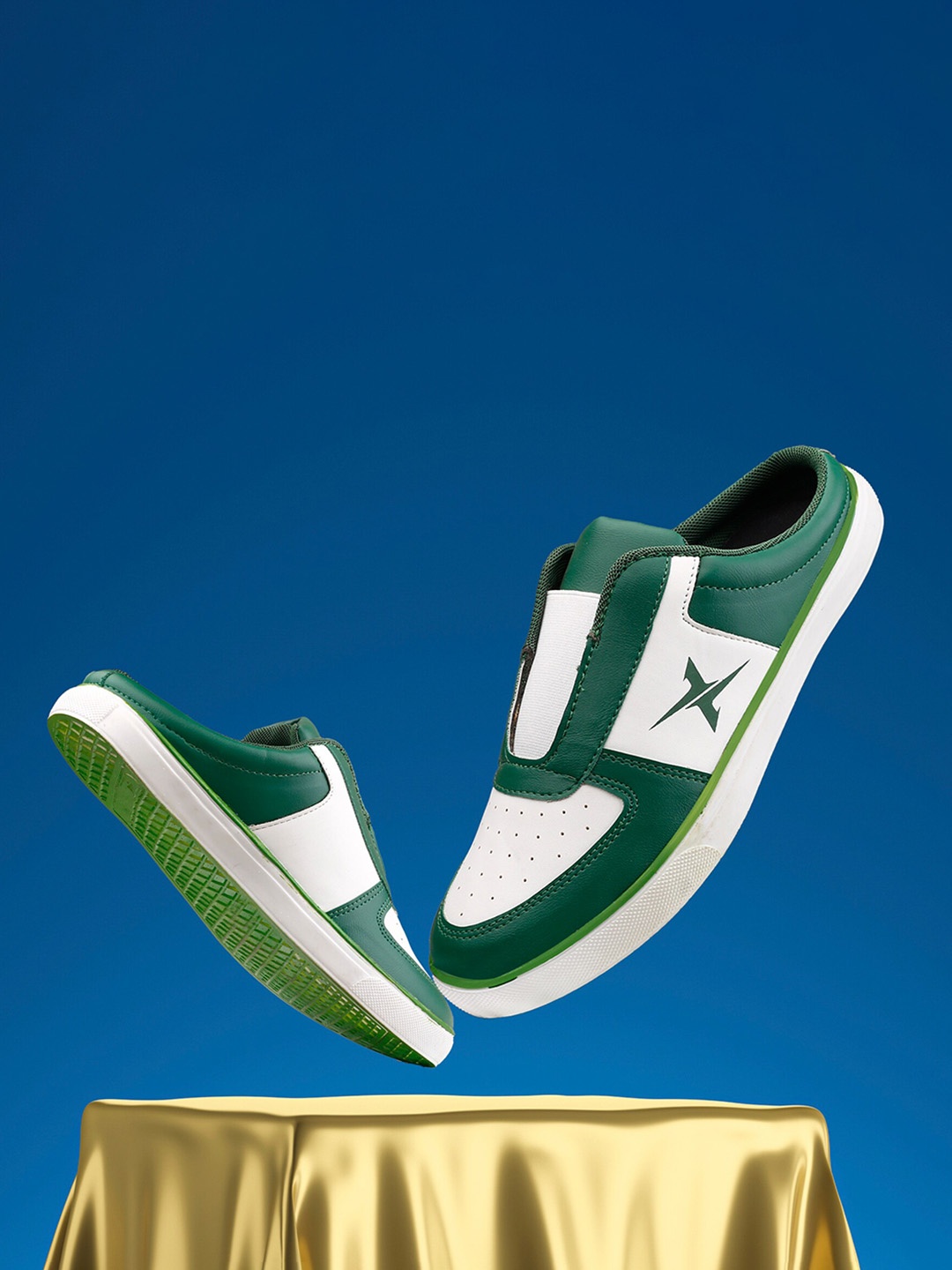 

KRAASA Men Colourblocked Mule Sneakers, Green