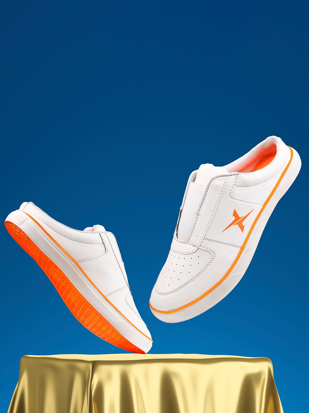 

KRAASA Men Round Toe Mule Sneakers, White