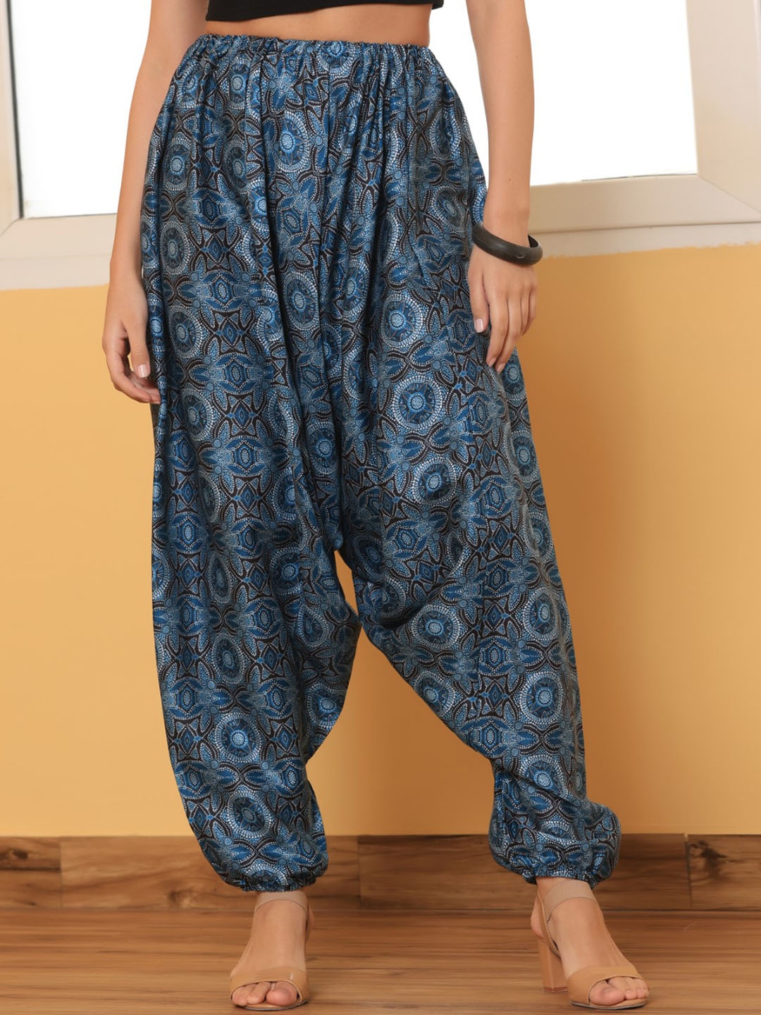 

Chanting Blue Women Abstract Printed Harem Pants