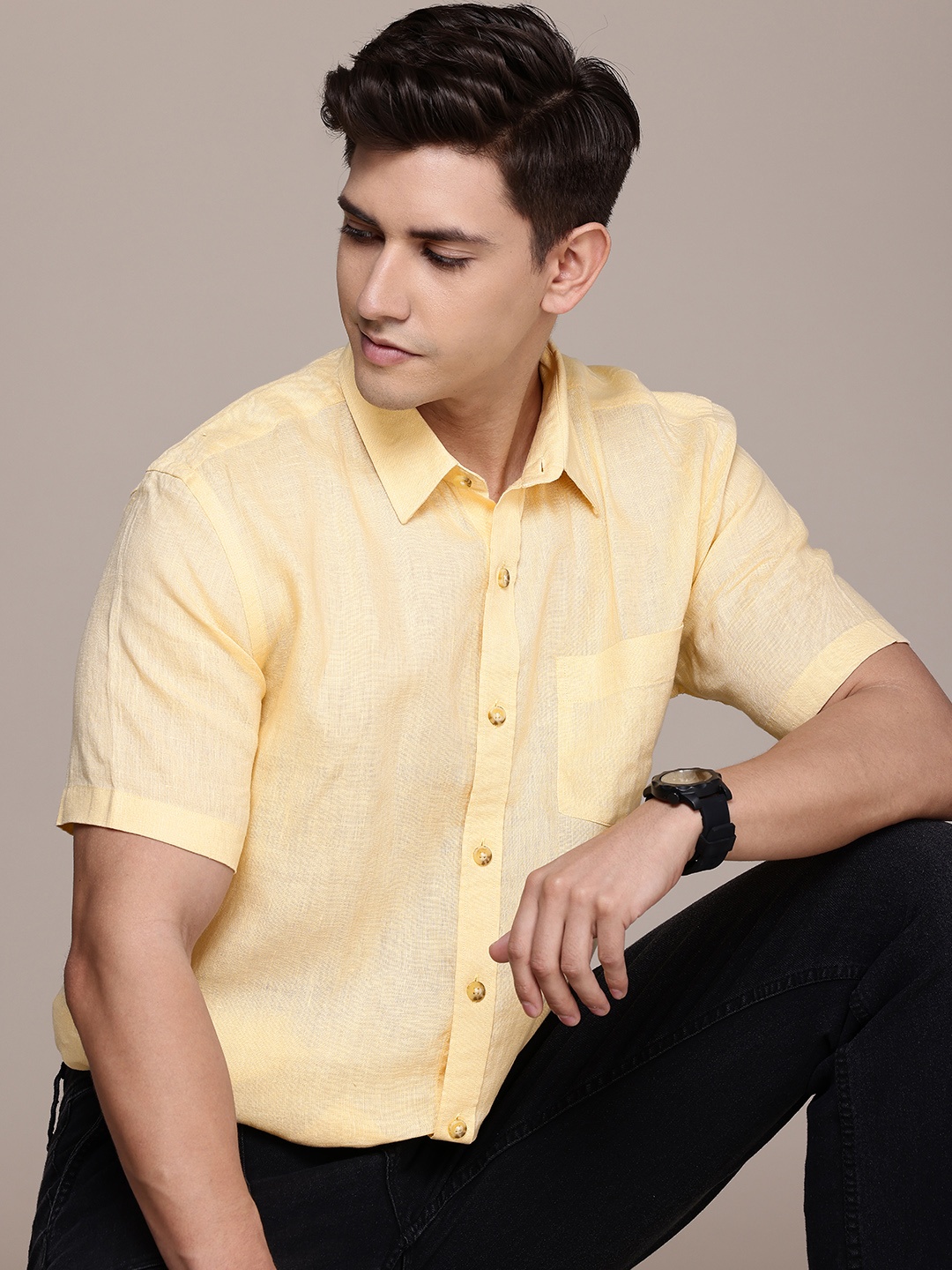 

Burnt Umber Men Linen Casual Shirt, Yellow