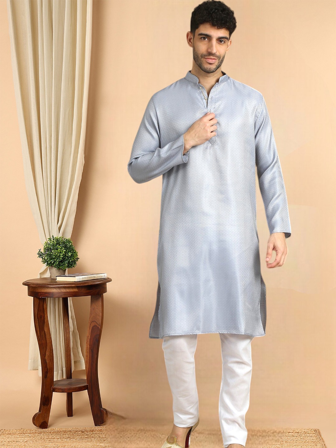 

TATTVA Long Sleeves Mandarin Collar Angrakha Kurta with Pyjamas, Blue