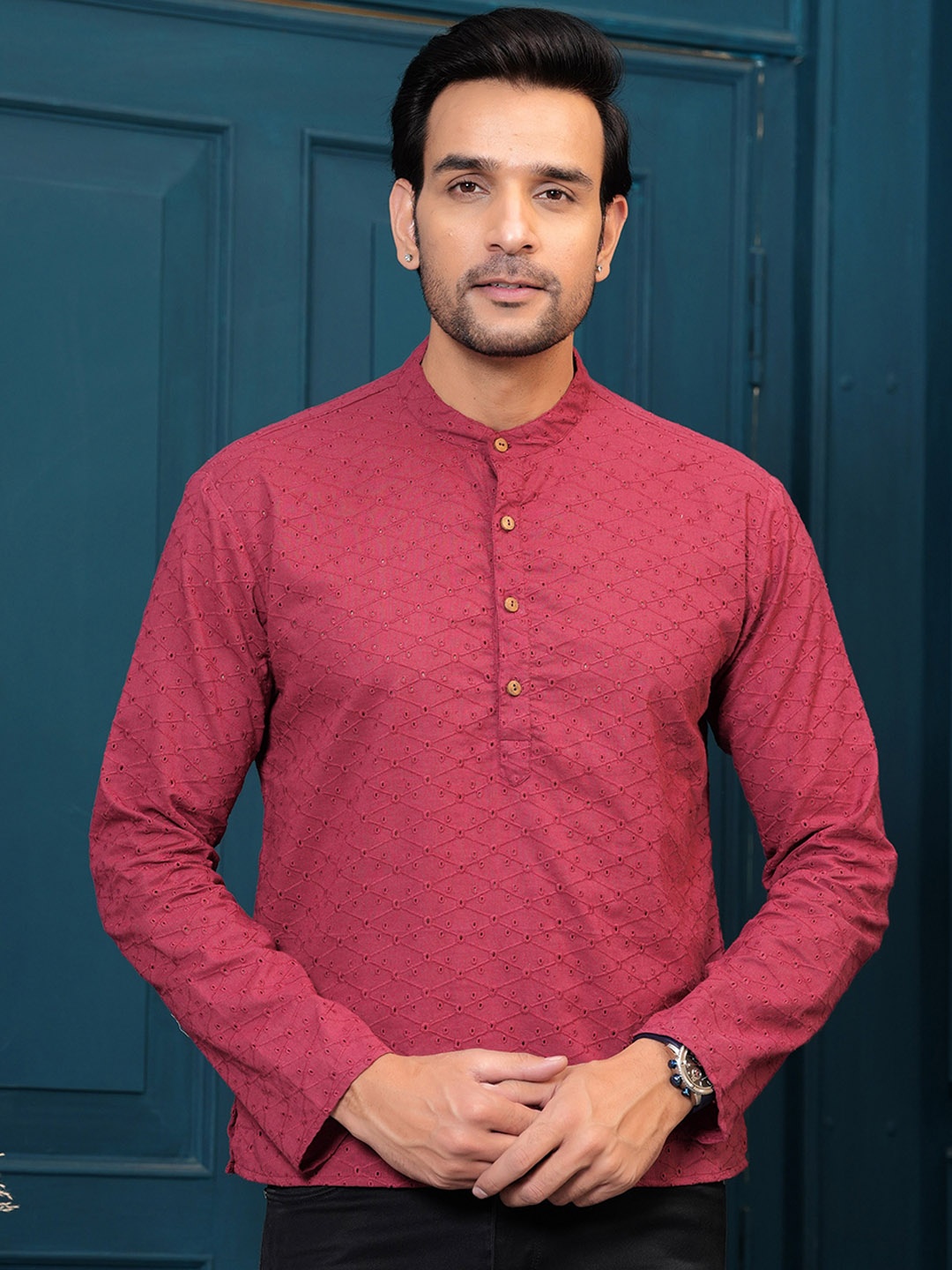 

Hatheli Maroon Floral Woven Design Mandarin Collar Pure Cotton Straight Kurta