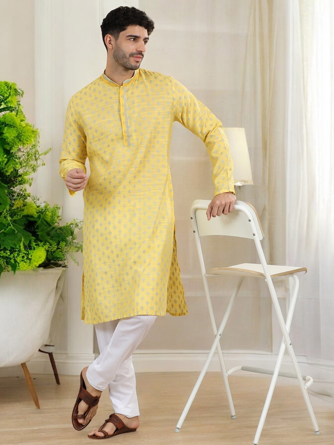 

TATTVA Ethnic Motifs Mandarin Collar Kurta, Yellow