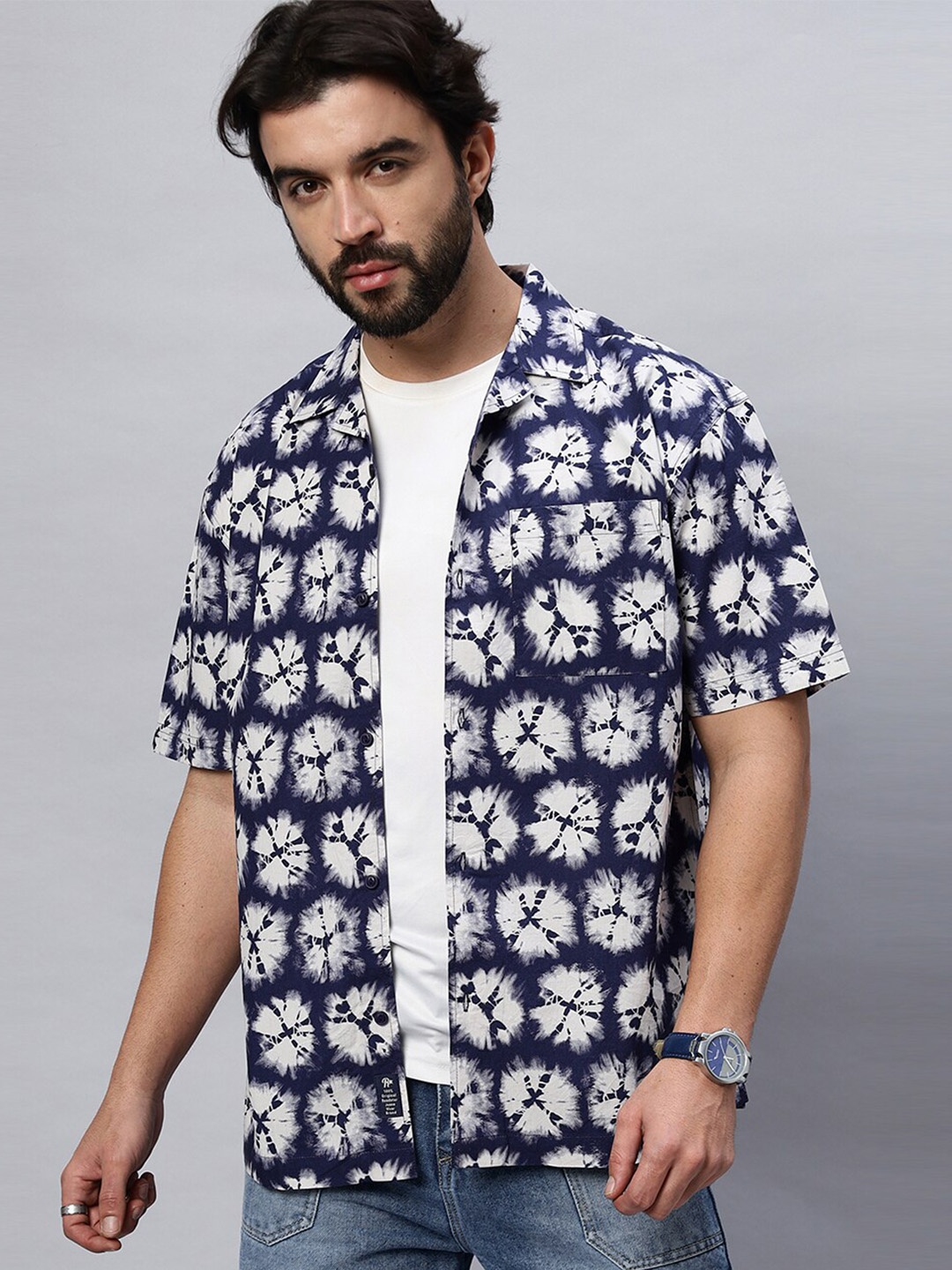 

The Roadster Lifestyle Co Blue Cuban Collar Printed Pure Cotton Shirt