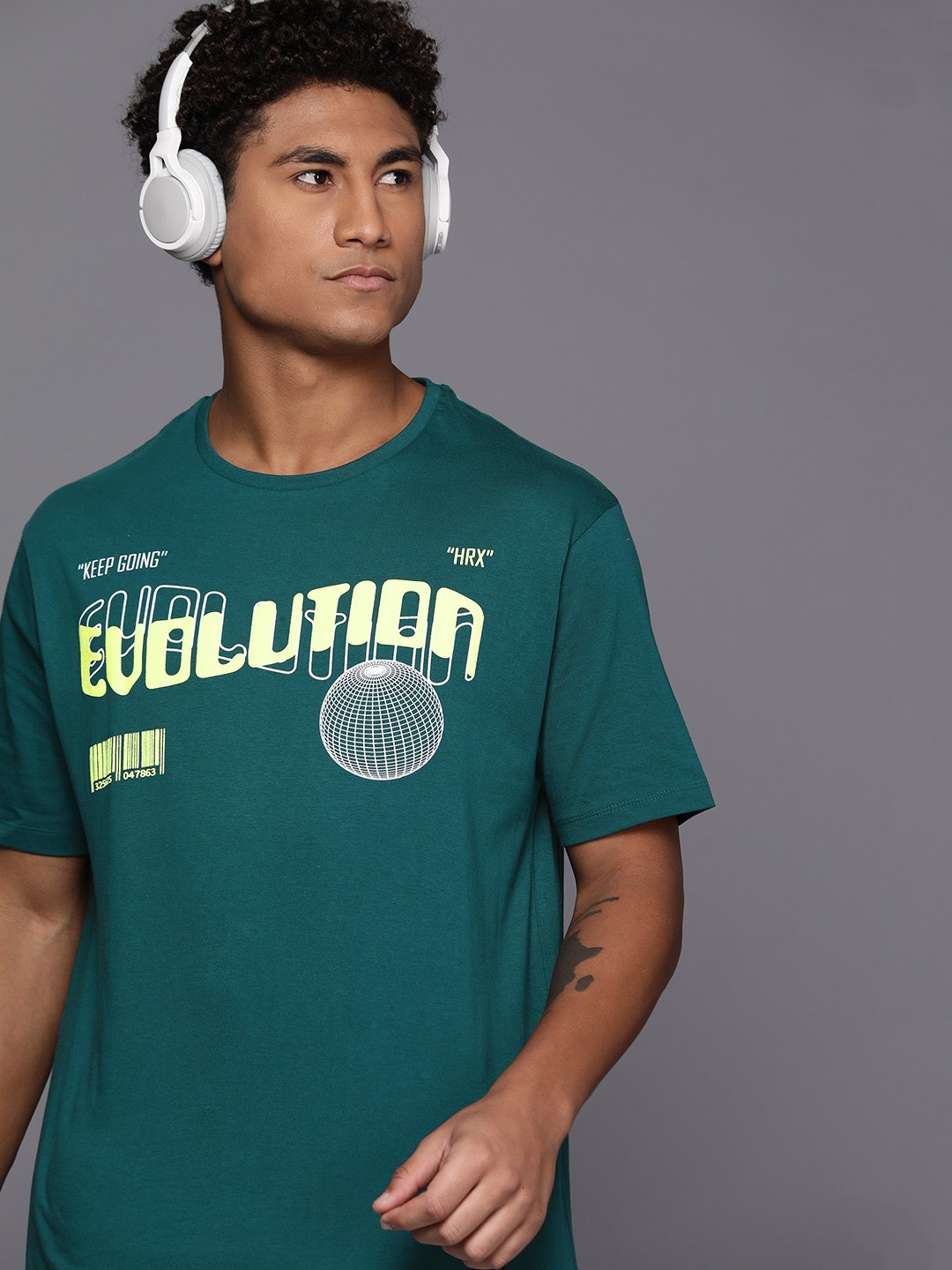 

HRX by Hrithik Roshan Men Typography Printed Pure Cotton T-shirt, Green