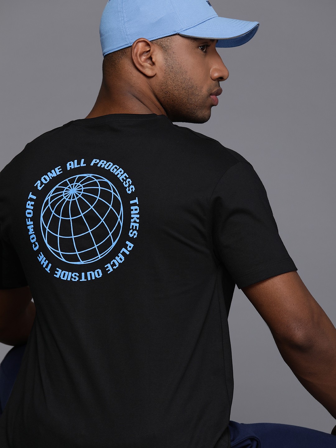 

HRX by Hrithik Roshan Men Printed Relaxed Fit Pure Cotton T-shirt, Black