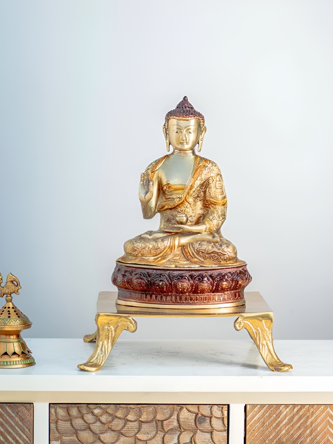 

THEDECORKART Gold-Toned Buddha Idol Showpiece, Red