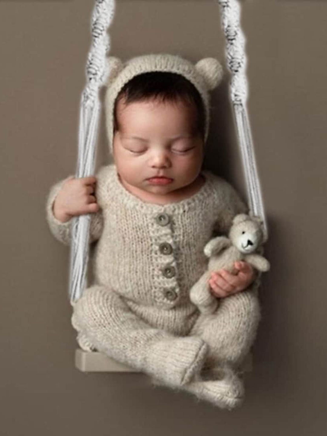 

Babymoon Macram Wooden Swing Baby Photoshoot Props, White