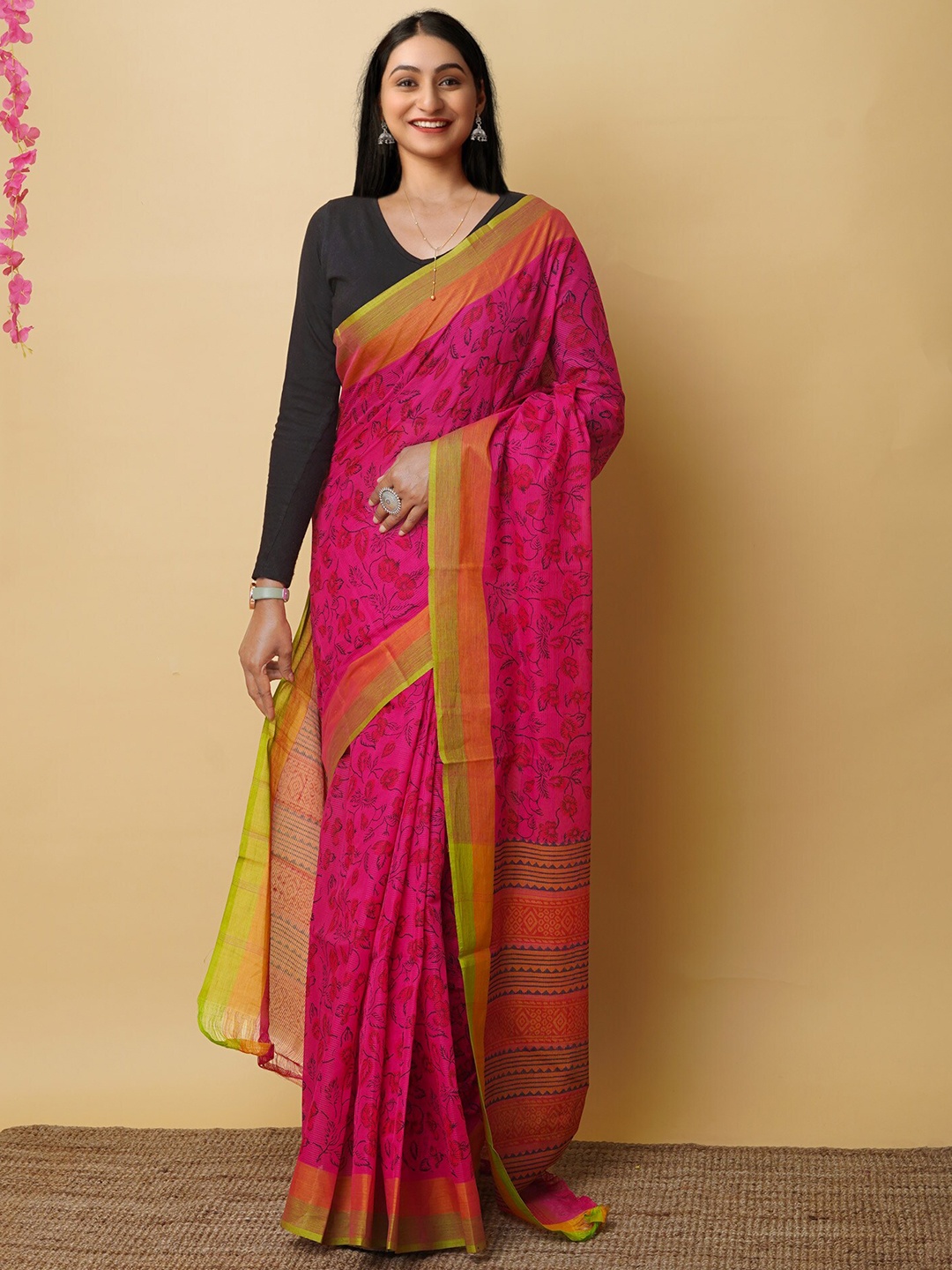 

Unnati Silks Ethnic Motifs Printed Handloom Pure Cotton Mangalagiri Saree, Pink