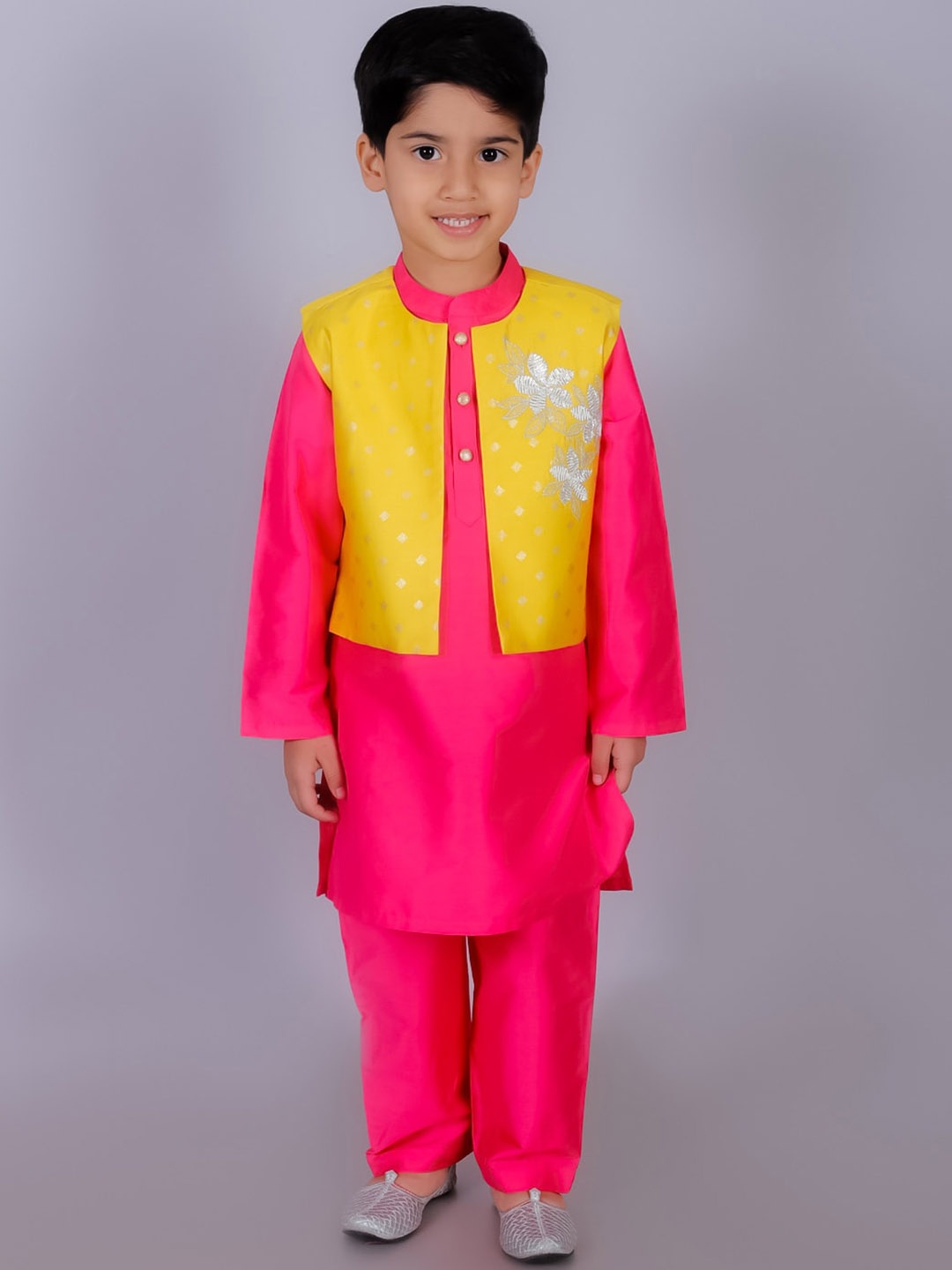 

LIL DRAMA Girls Regular Kurta with Sharara & With Dupatta, Green