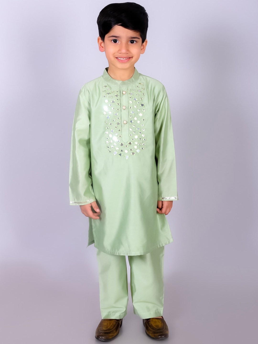 

LIL DRAMA Boys Yoke Design Regular Mirror Work Kurta with Pyjamas, Green