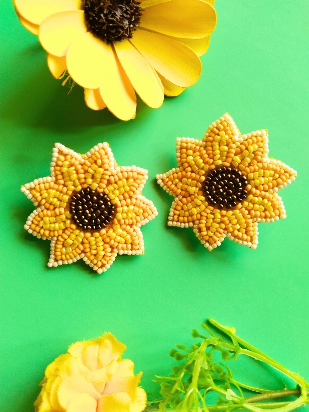 

Sangria Beaded Bohemian Floral Studs Earrings, Yellow