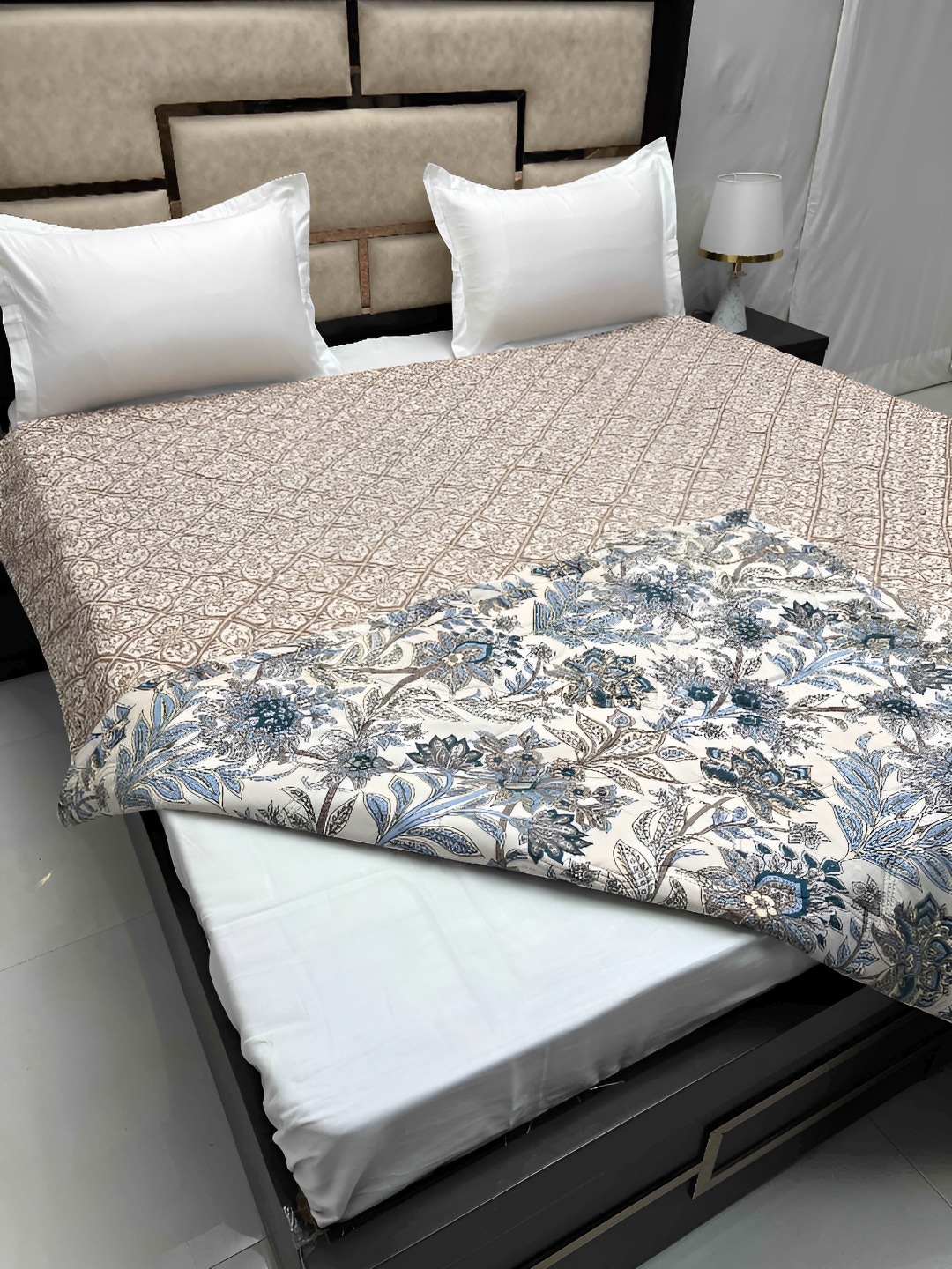 

Pure Decor Brown & White Floral AC Room Double Bed Comforter