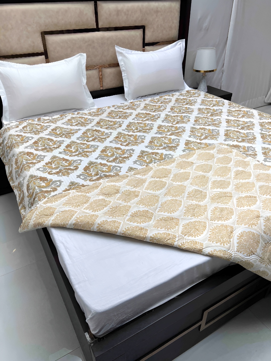 

Pure Decor Brown & White Ethnic Motifs AC Room Double Bed Comforter