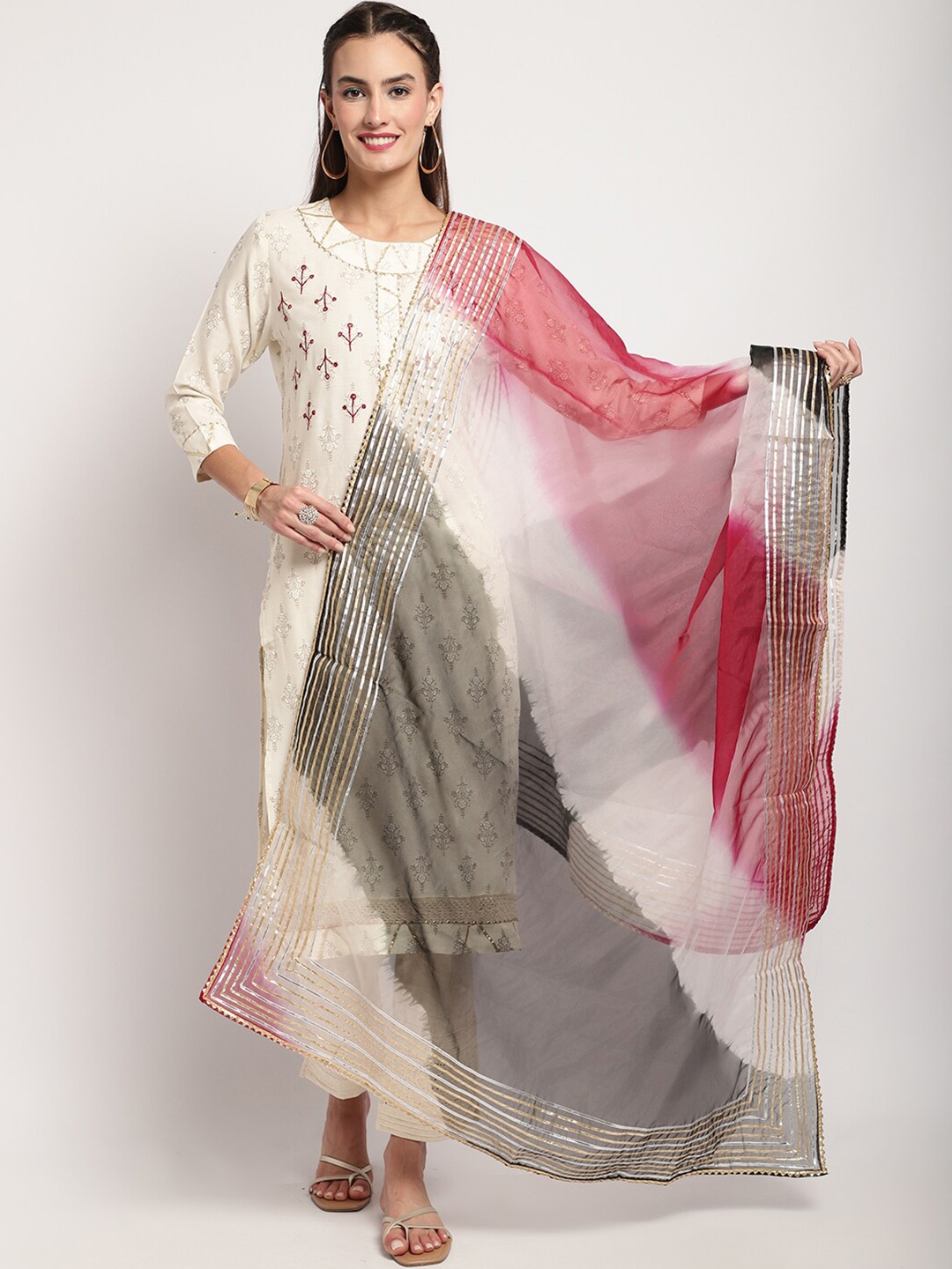 

Miaz Lifestyle Tie & Dye Dyed Gotta Patti Organza Dupatta, Black
