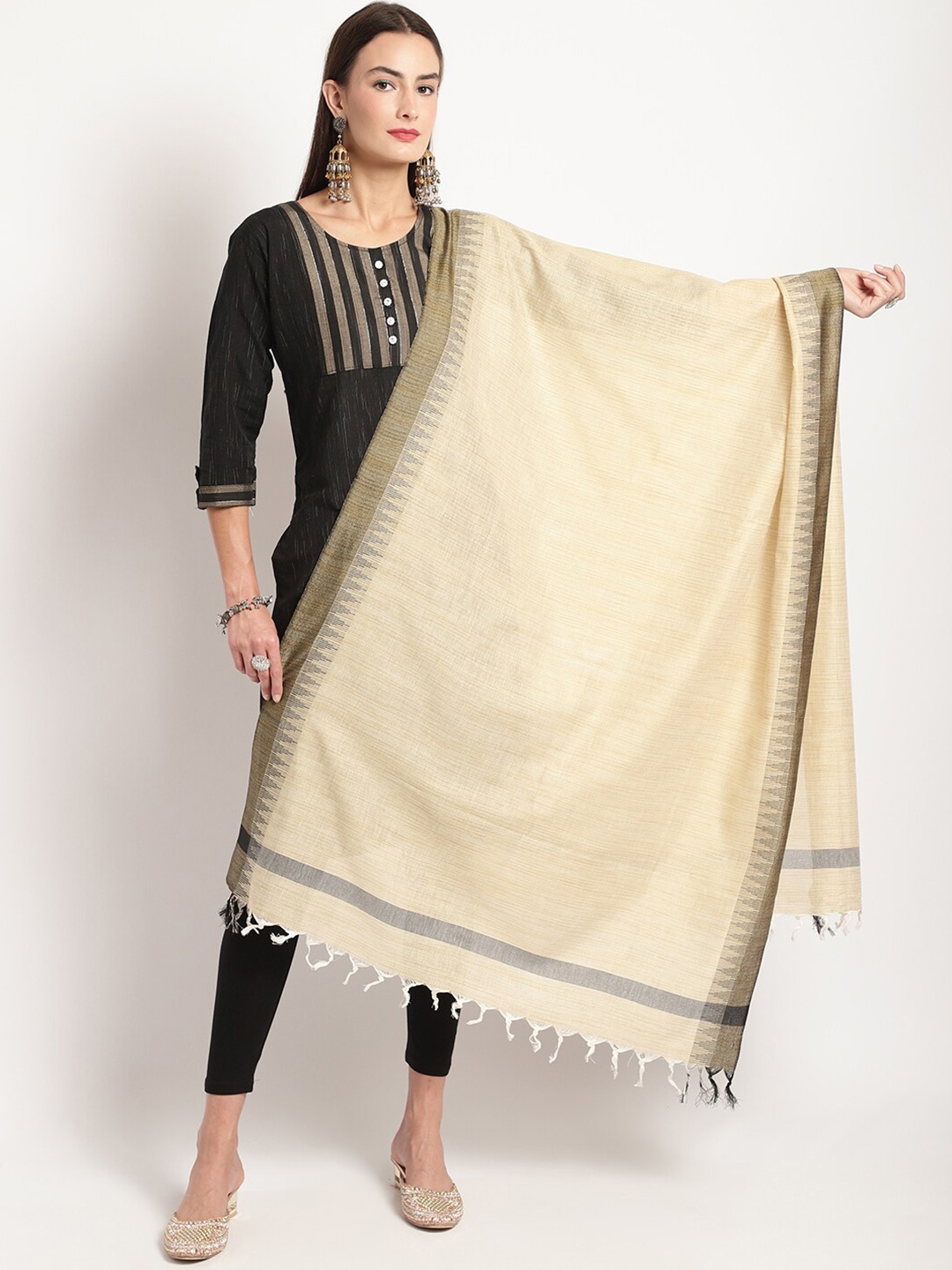 

Miaz Lifestyle Tasselled Cotton Dupatta, Off white