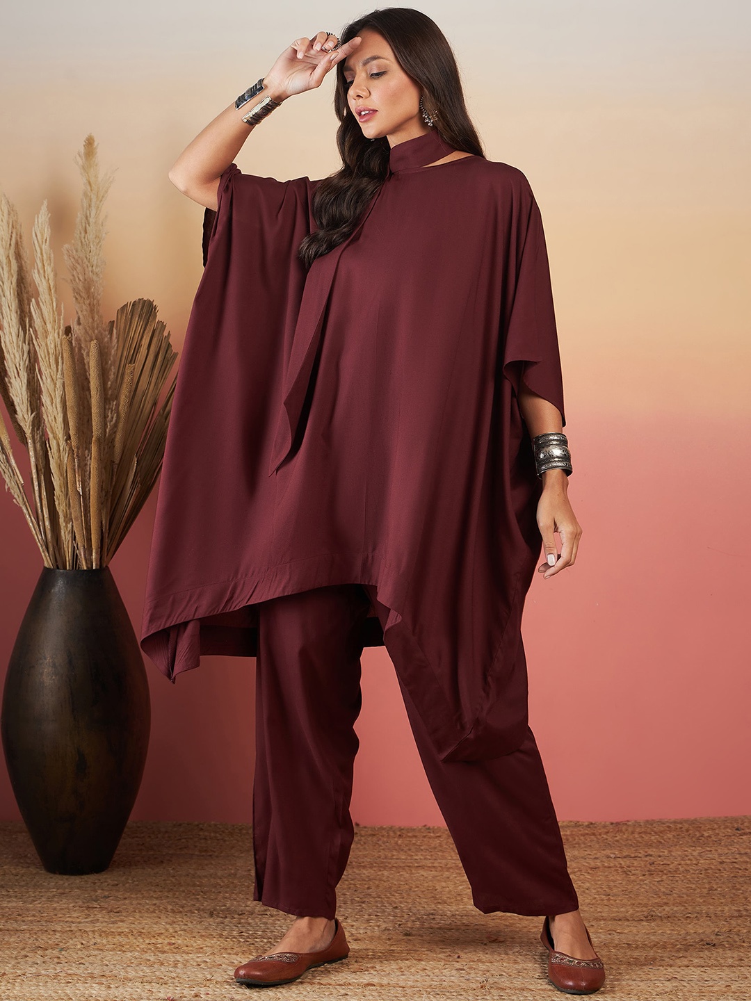 

InWeave Round Neck Slip-On Tie Neck Kaftan Style Boho Pant Cords, Brown