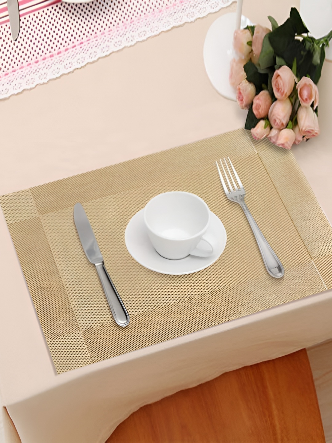 

TANLOOMS Camel Brown 6-Pcs Textured Table Placemats, Gold