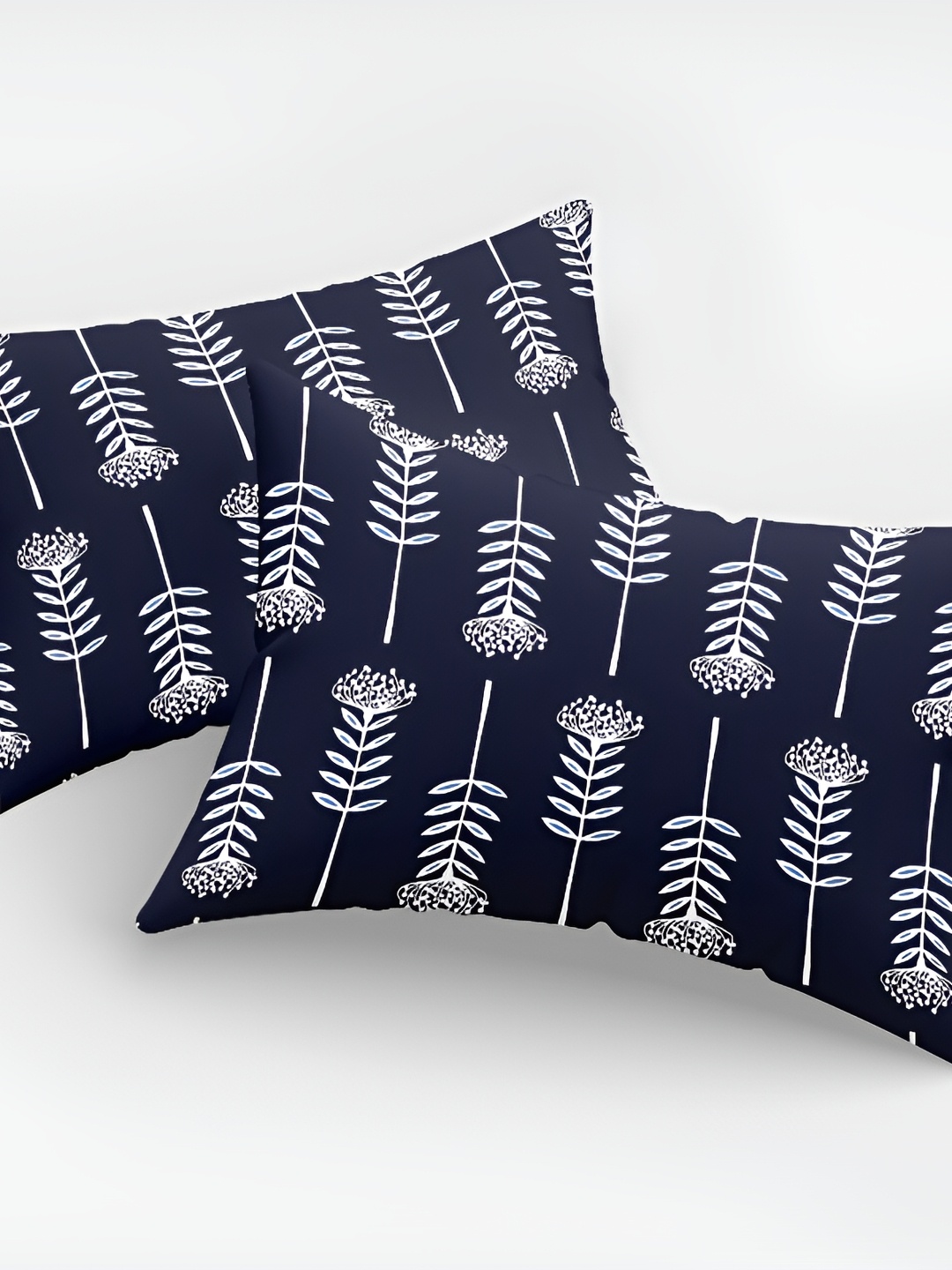 

Astitva Blue & White 2 Pcs Floral Rectangle Cushion Covers