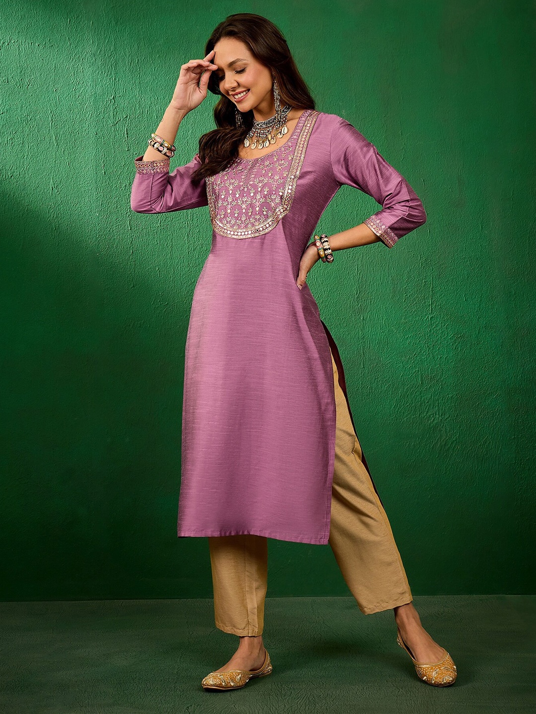 

Sangria Ethnic Motifs Yoke Design Sequined Thread Work Satin Kurta, Pink