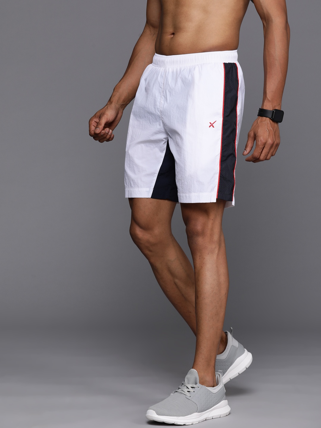 

HRX by Hrithik Roshan Men Colourblocked Sports Shorts, White