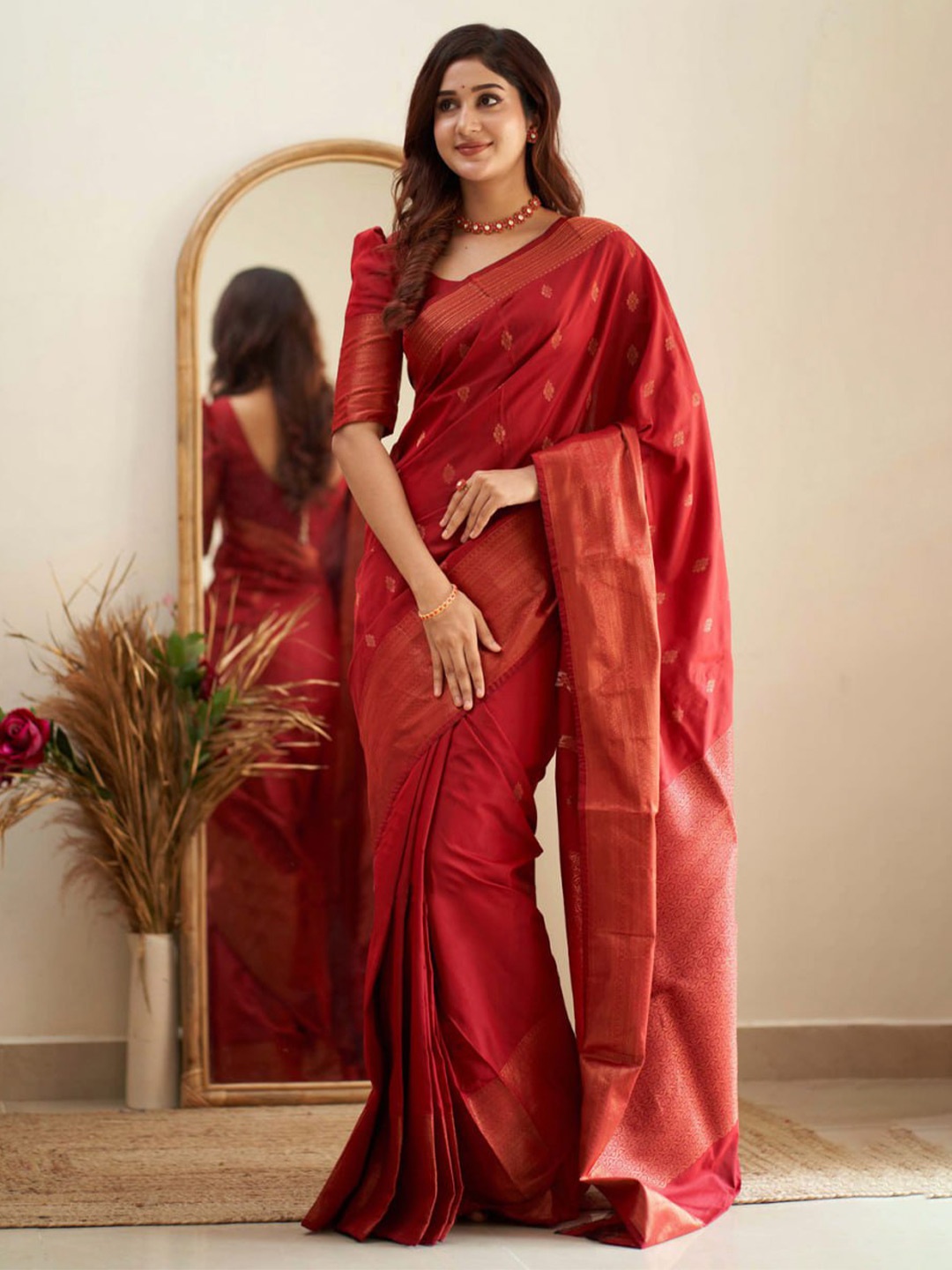 

KALINI Ethnic Motifs Woven Design Zari Kanjeevaram Saree, Red