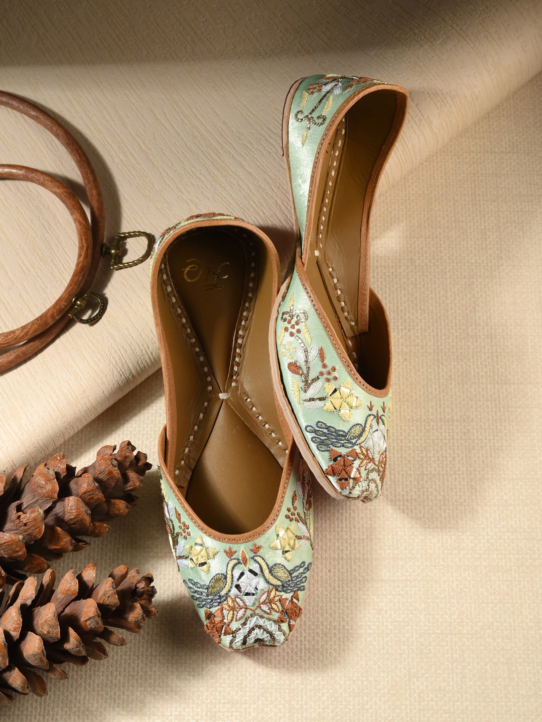 

House of Pataudi Women Embroidered Square Toe Mojaris, Sea green