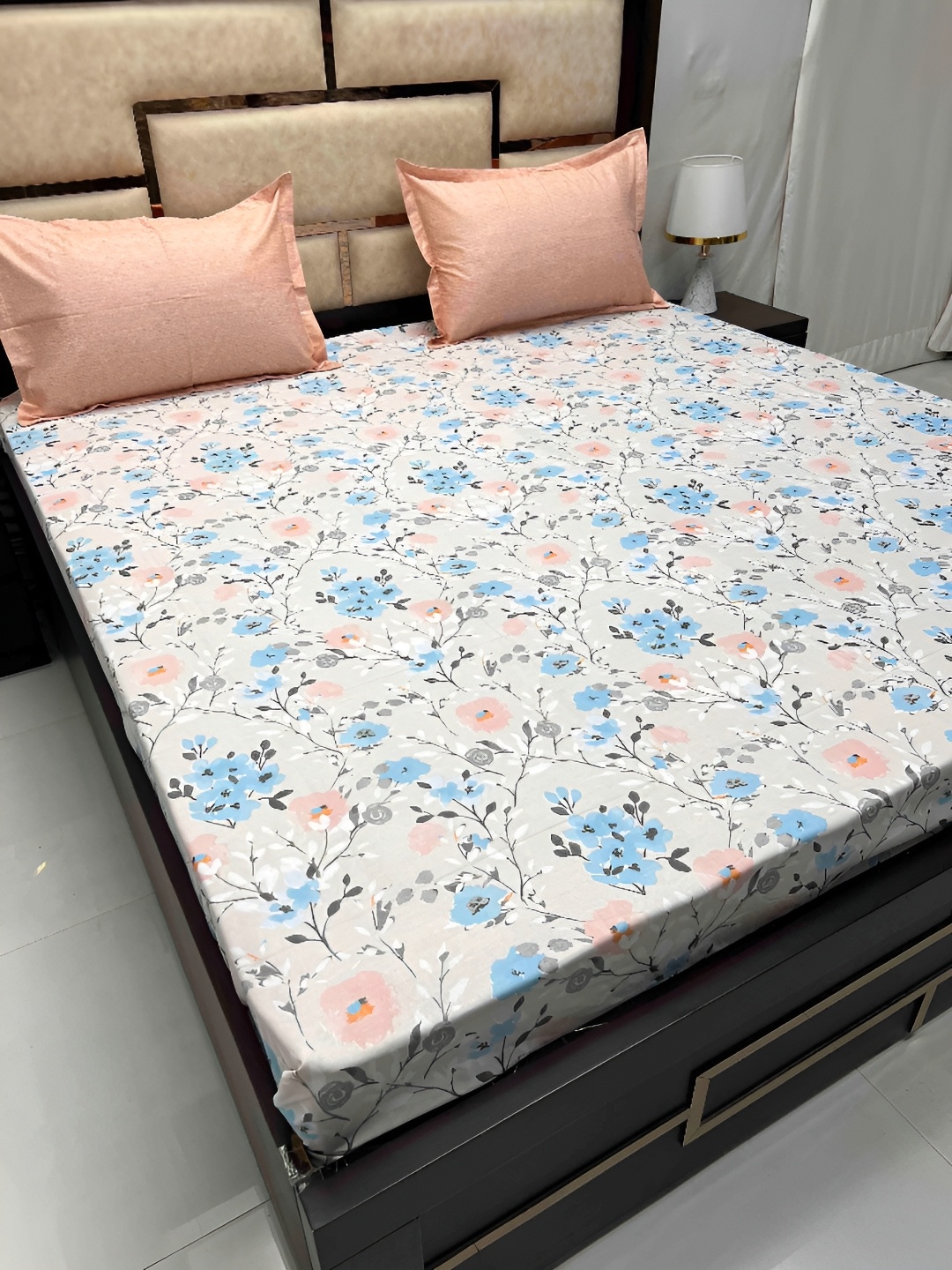 

Pure Decor White & Blue Floral Printed 400 TC King Bedsheet Set