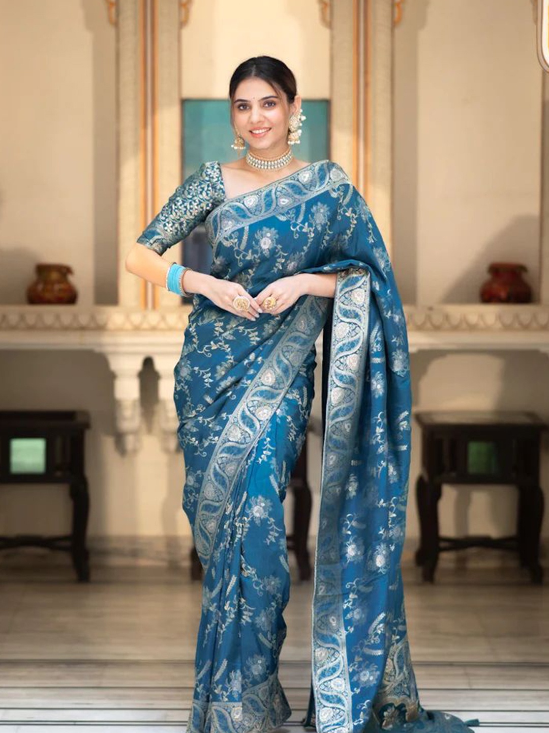 

nirja Fab Woven Design Zari Banarasi Saree, Turquoise blue